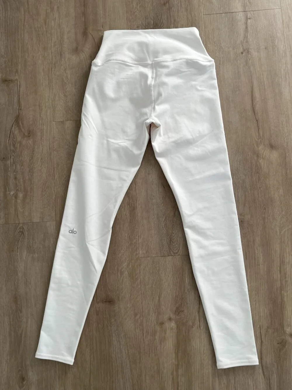 Alo Yoga HIGH-WAIST AIRBRUSH LEGGING - IVORY Size M NWOT